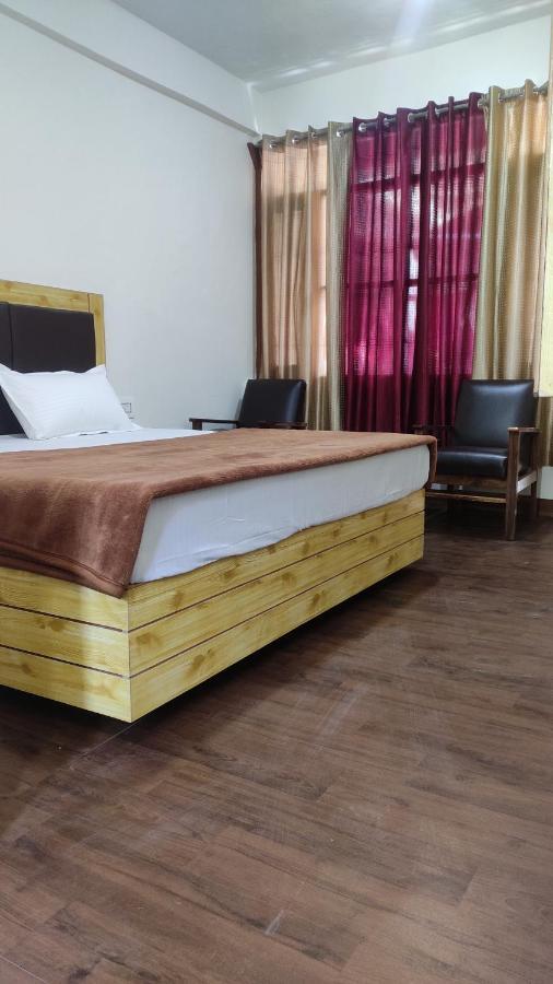 The Prasher Lodge Mall Road Manali Luaran gambar