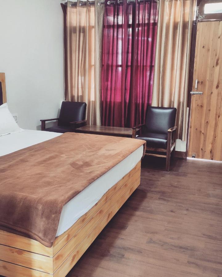 The Prasher Lodge Mall Road Manali Luaran gambar