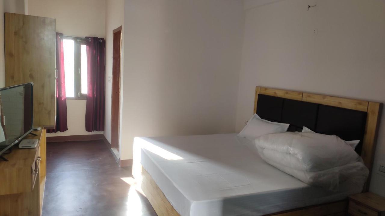 The Prasher Lodge Mall Road Manali Luaran gambar