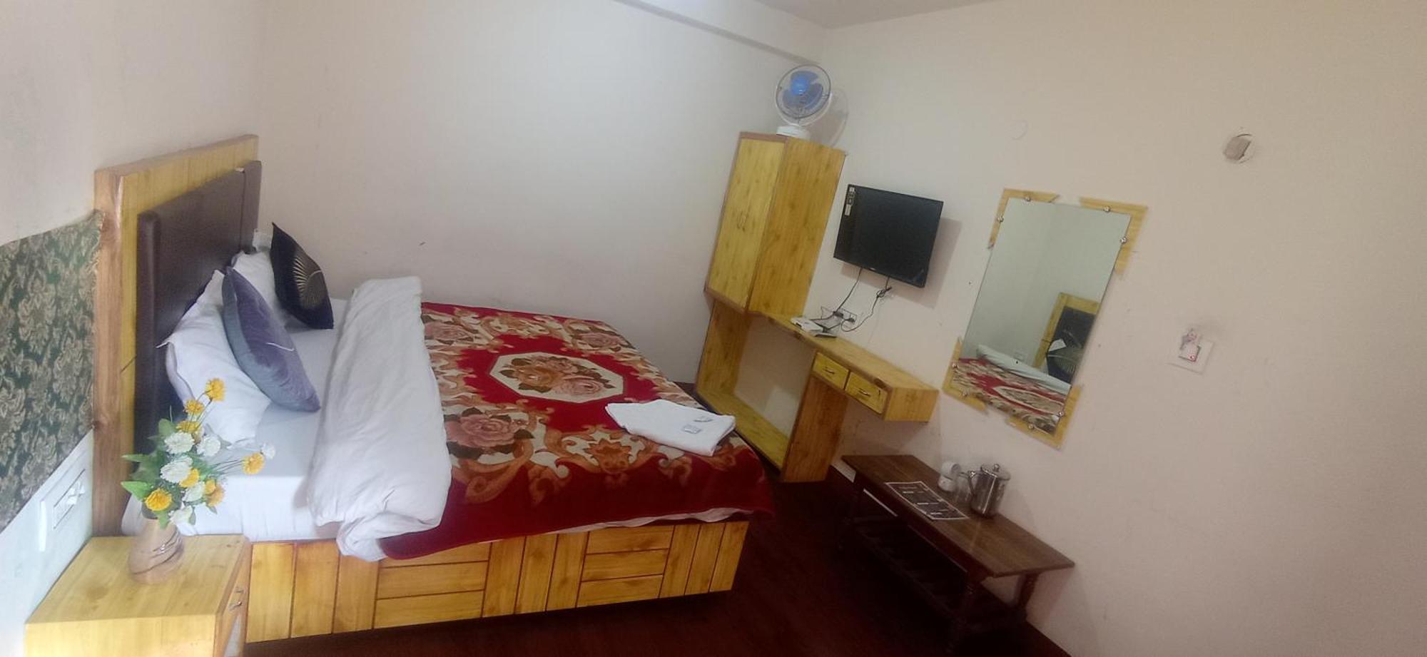 The Prasher Lodge Mall Road Manali Luaran gambar