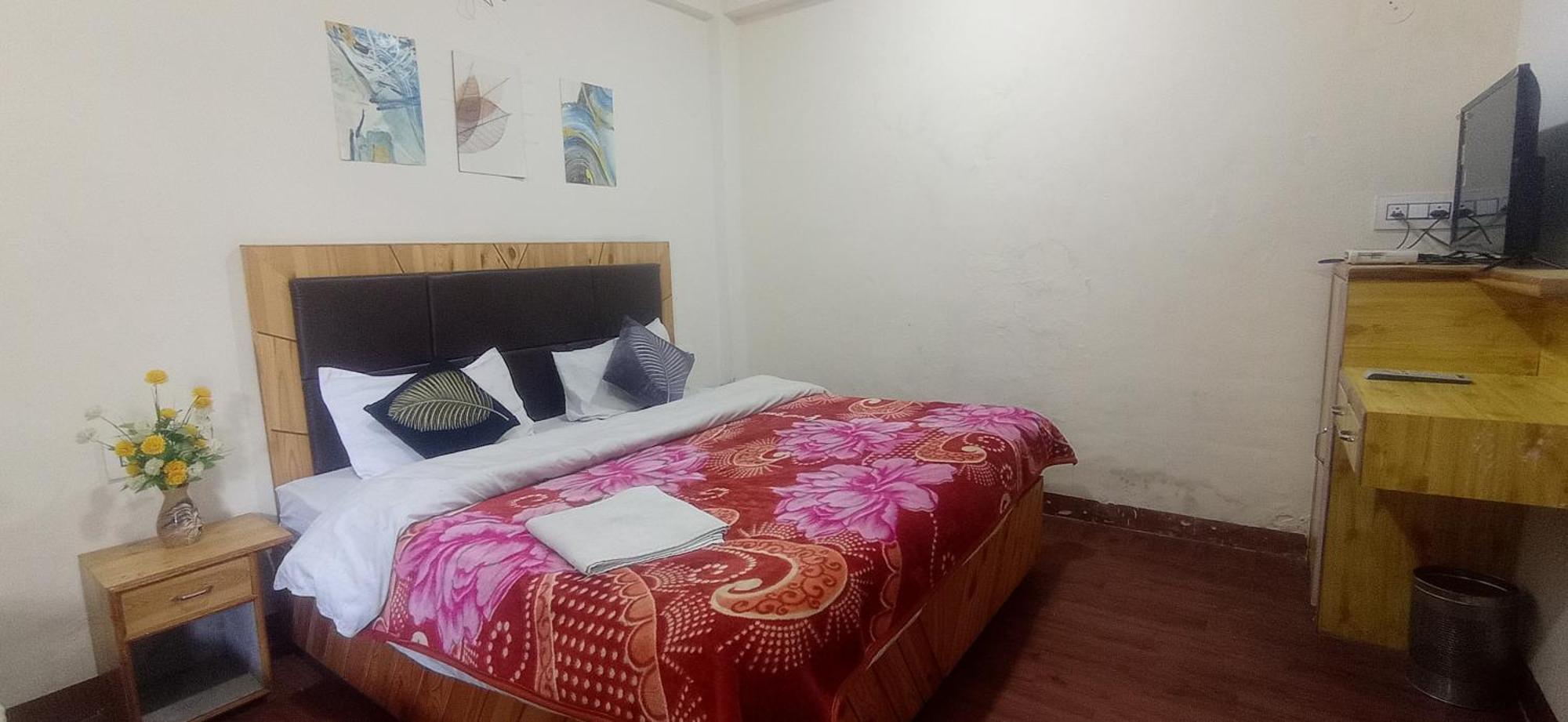 The Prasher Lodge Mall Road Manali Luaran gambar