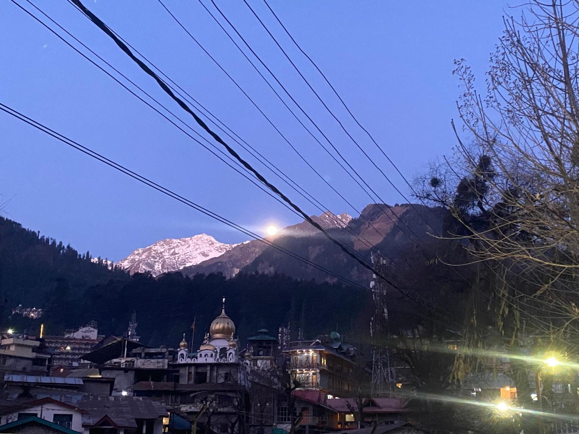 The Prasher Lodge Mall Road Manali Luaran gambar