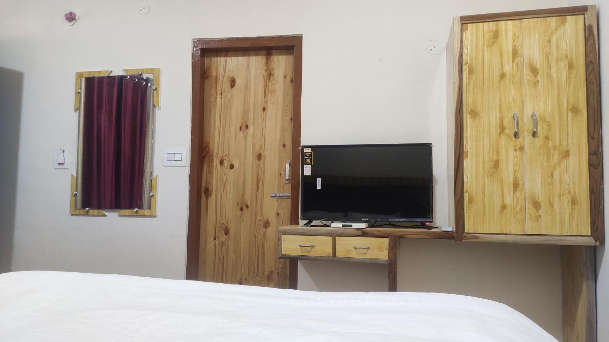 The Prasher Lodge Mall Road Manali Luaran gambar